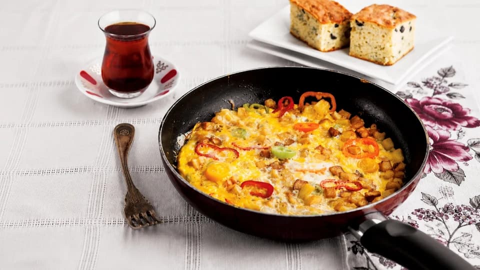 Patatesli Omlet