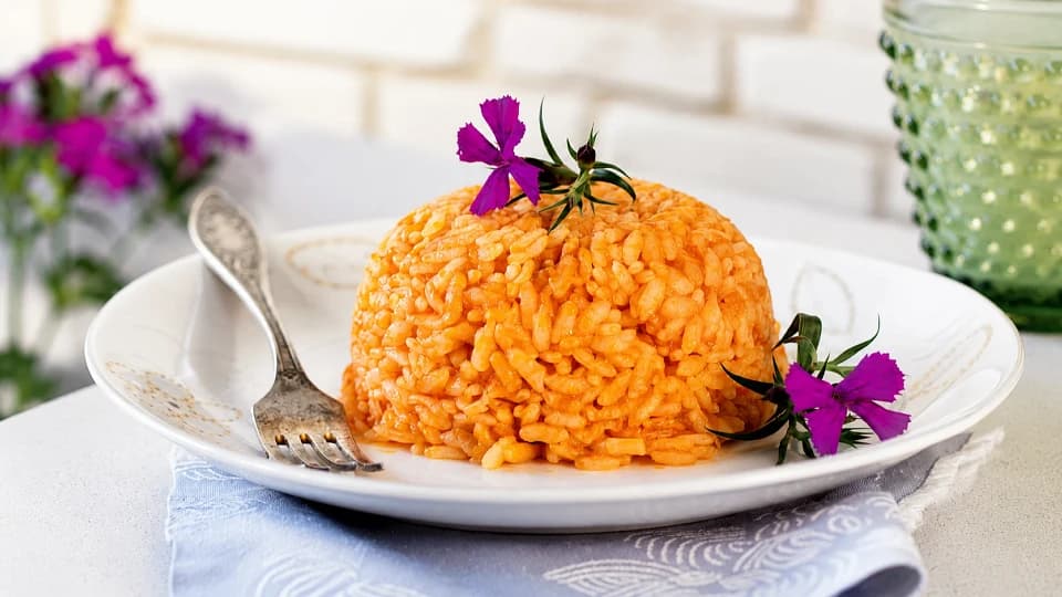 Domatesli Pirinç Pilavı