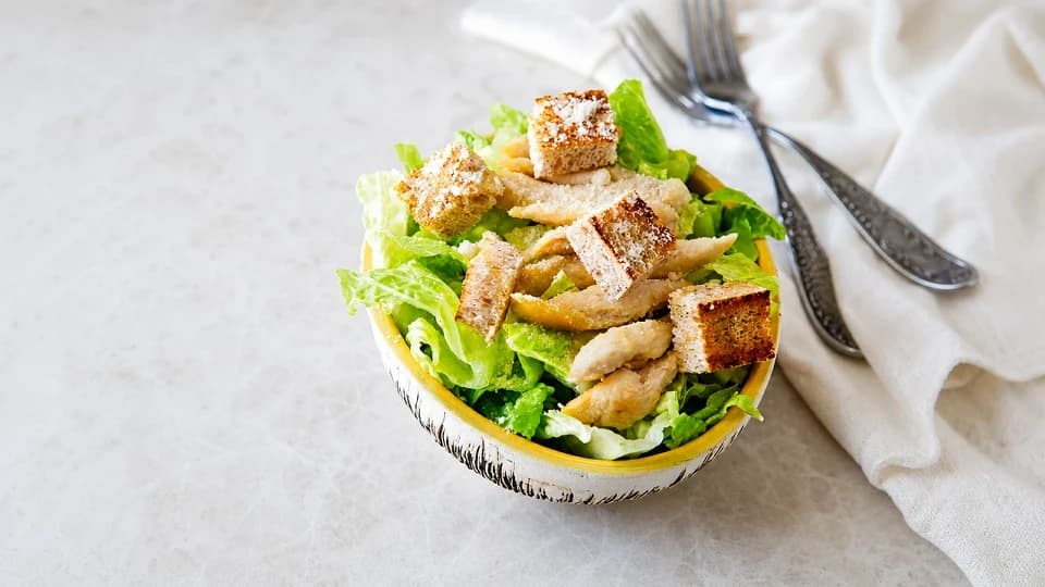 Sezar Salata