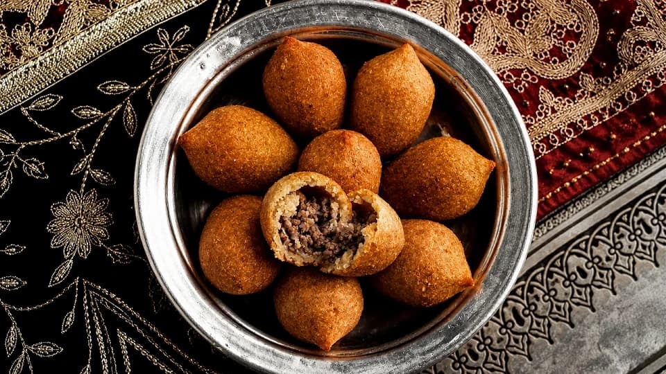 Cevizli içli köfte