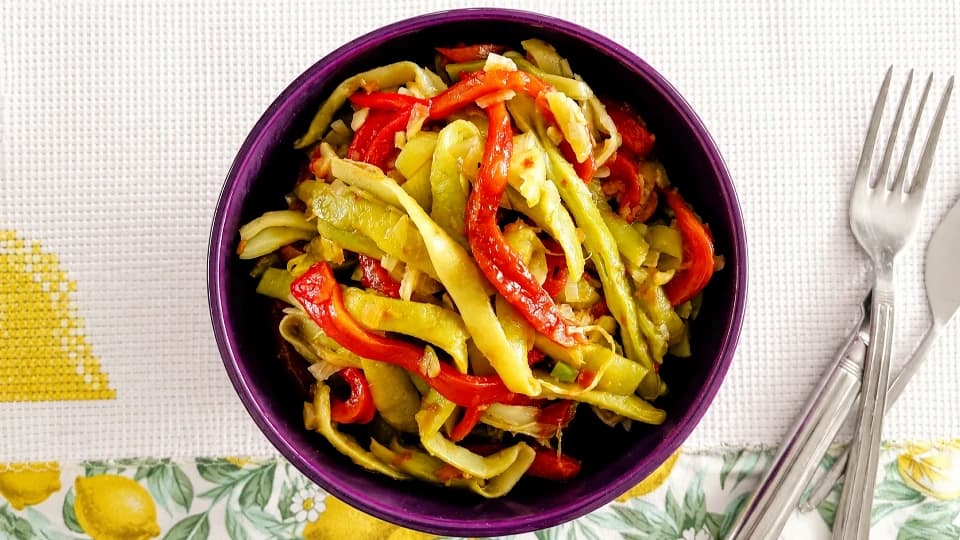Köz Biberli Fasulye Salatası