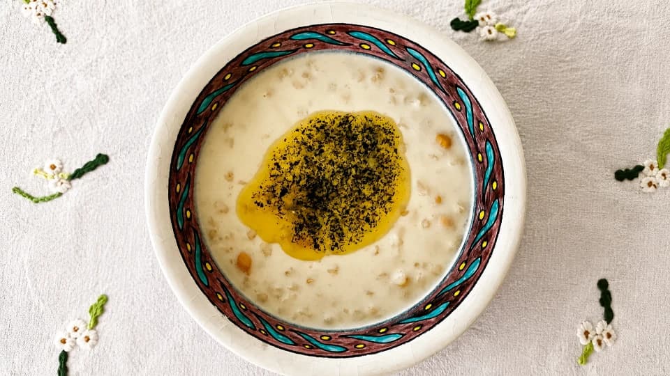 Naneli Yoğurtlu Buğday Çorbası