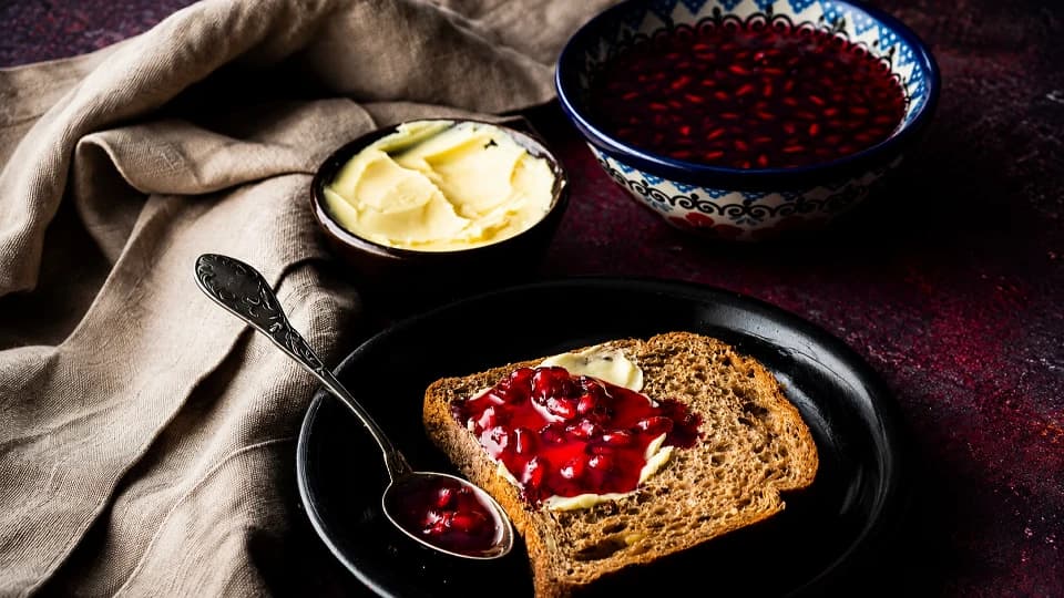 Nişastalı Nar Reçeli