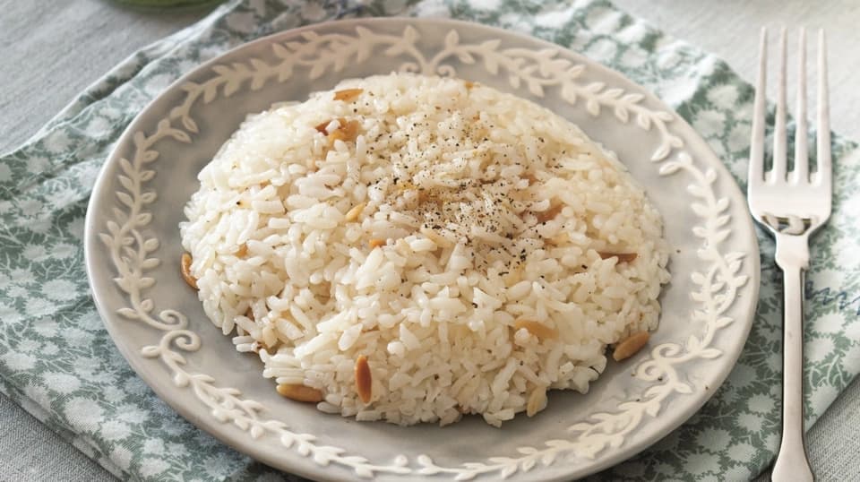 Pratik Pirinç Pilavı