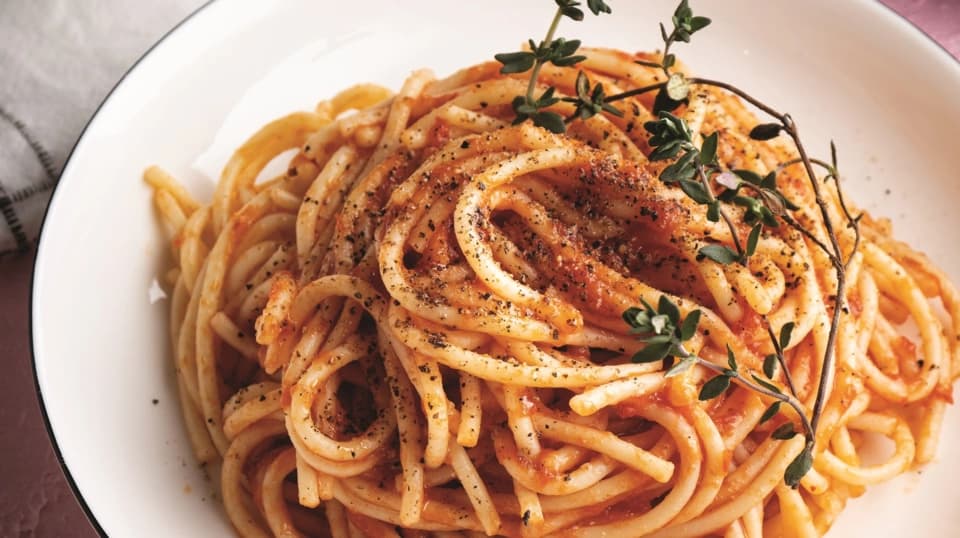 Domates Soslu Spagetti
